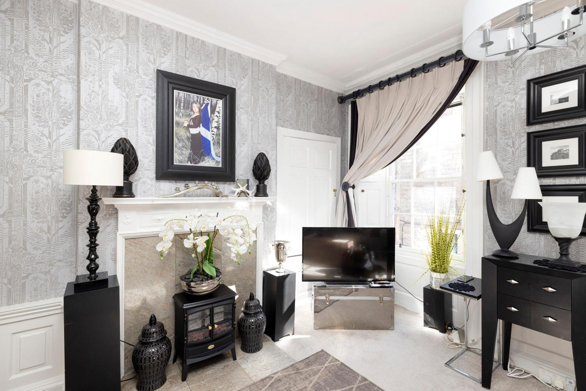 Joivy Exclusive Apartment At The Heart Of New Town Единбург Екстериор снимка