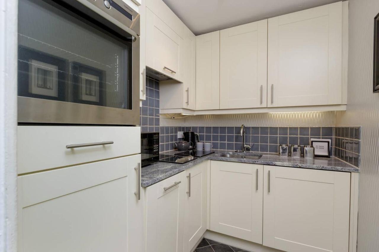 Joivy Exclusive Apartment At The Heart Of New Town Единбург Екстериор снимка